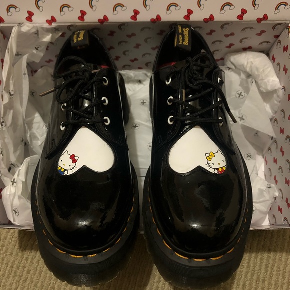 Hello kitty dr martens - Picture 1 of 3